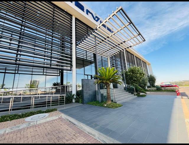 1,600M² OFFICE TO LET IN WATERFALL